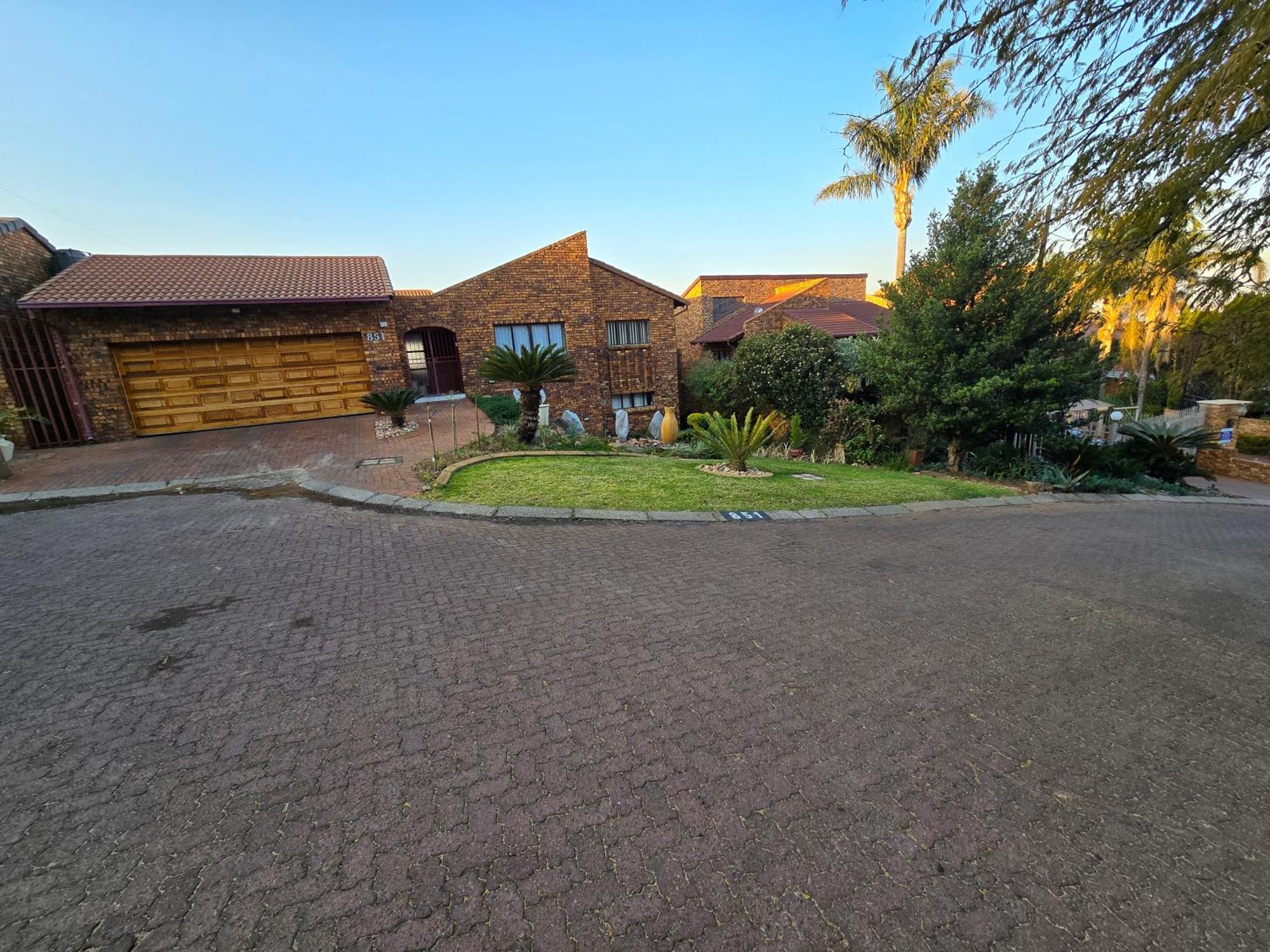 180 Degrees View On The Kloof Villa Randburg Bagian luar foto